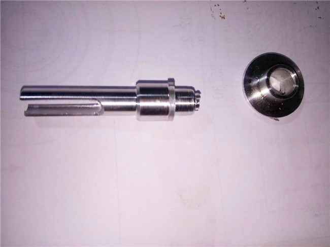 批量出貨合格產品(pǐn)(采用凱恩利車銑機CKX6146D-Y 所生產) 批量出貨合格產品(采用凱恩利車銑機CKX6146D-Y 所生產)