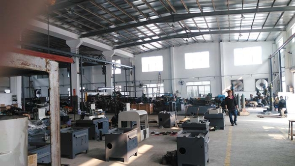 二次加工設備生產車間NO2(凱恩利機床)