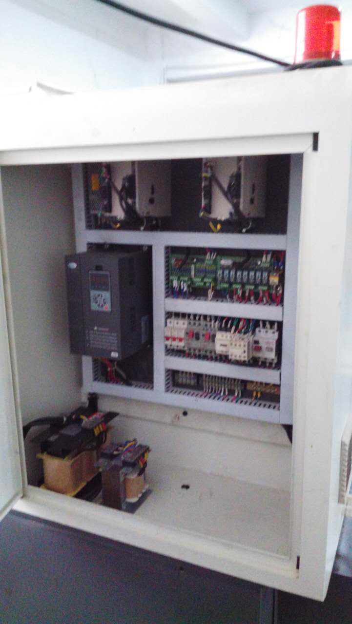 凱恩利數控車床機(jī)電器部分 凱(kǎi)恩利數控車床機電器(qì)部分