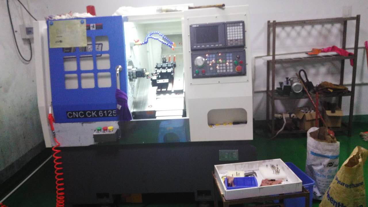 凱恩利25排（pái）刀機CNC數控車床(現場圖片）