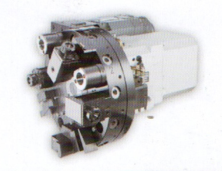 采用台灣（wān）六鑫（xīn）八工位液壓旋轉刀塔，定位精度高、故障率低、換刀快，就近換刀。