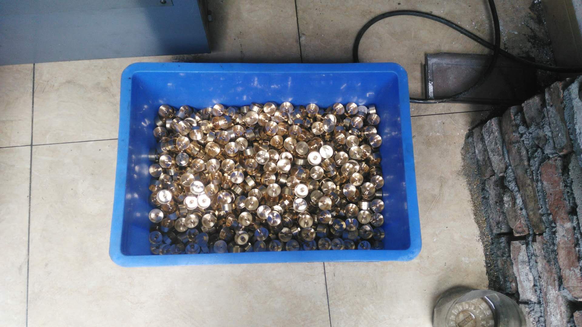 楊華勇（老板）用凱恩利36機加工的產品