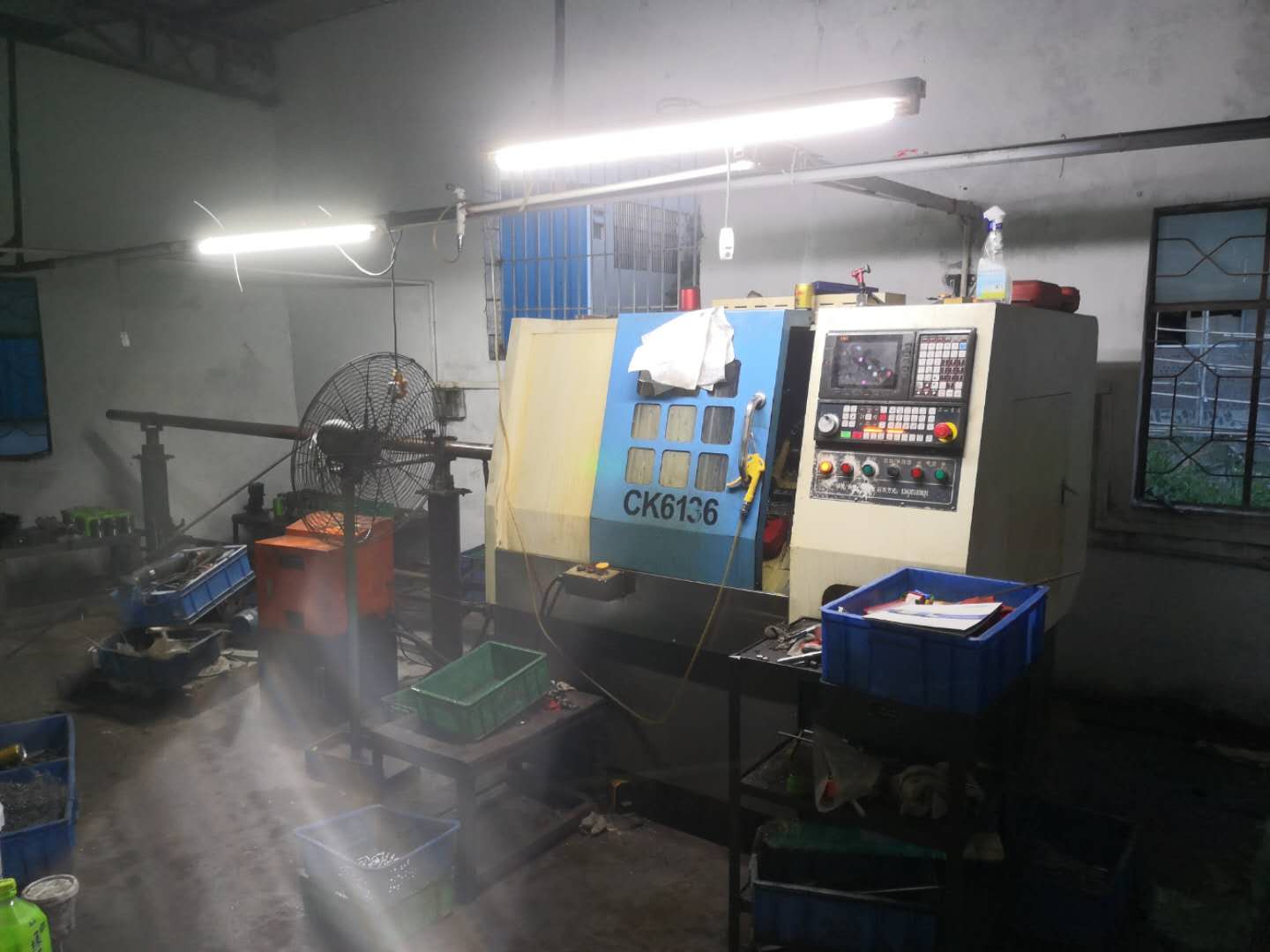 凱恩利 數控車床36機 現場使用展示（shì）